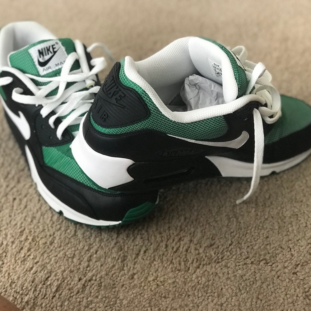 Men’s Nike Air Max 90